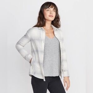 Marine Layer Rose Flannel Overshirt in White & Grey Plaid, size XS